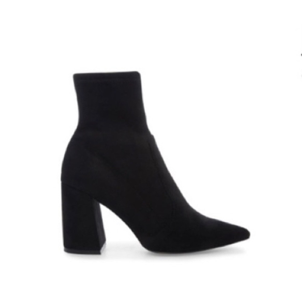 BARELY worn Steve Madden Helix Black Sock Suede Ankle Boot, size 7.5